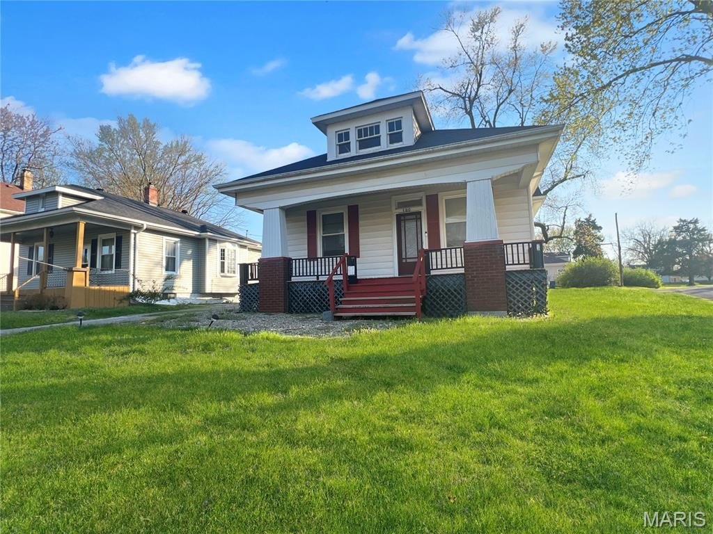 Single Family 2BR 1BA - 400 Rebecca Avenue, Collinsville, IL