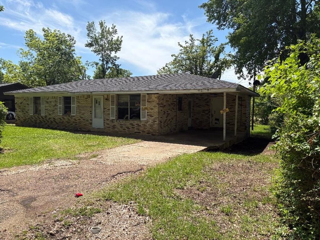 Single Family 3BR 1BA - 205 Claude, Batesville, MS