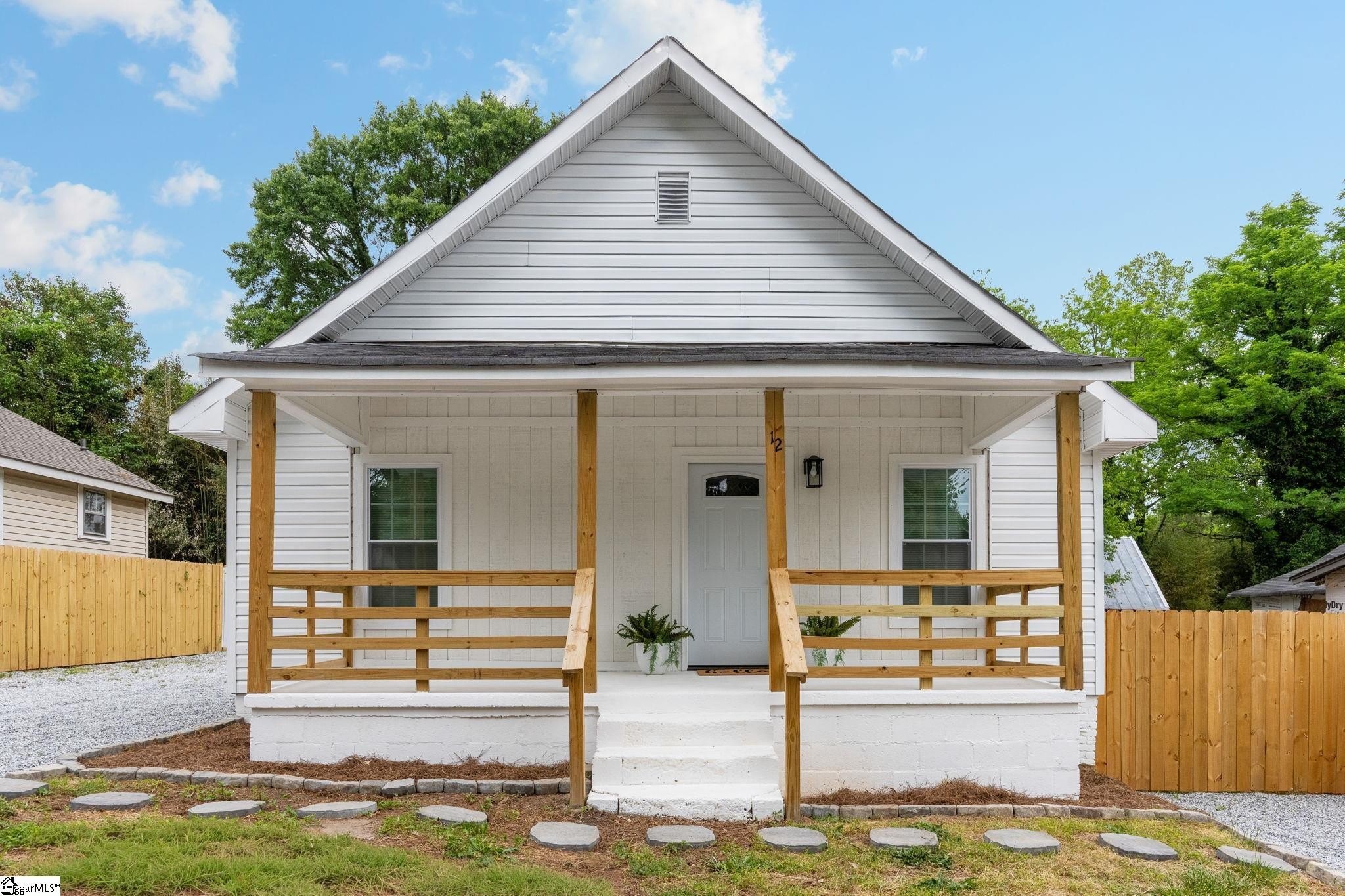 Single Family 2BR 1BA - 12 Waco Street, Greenville, SC