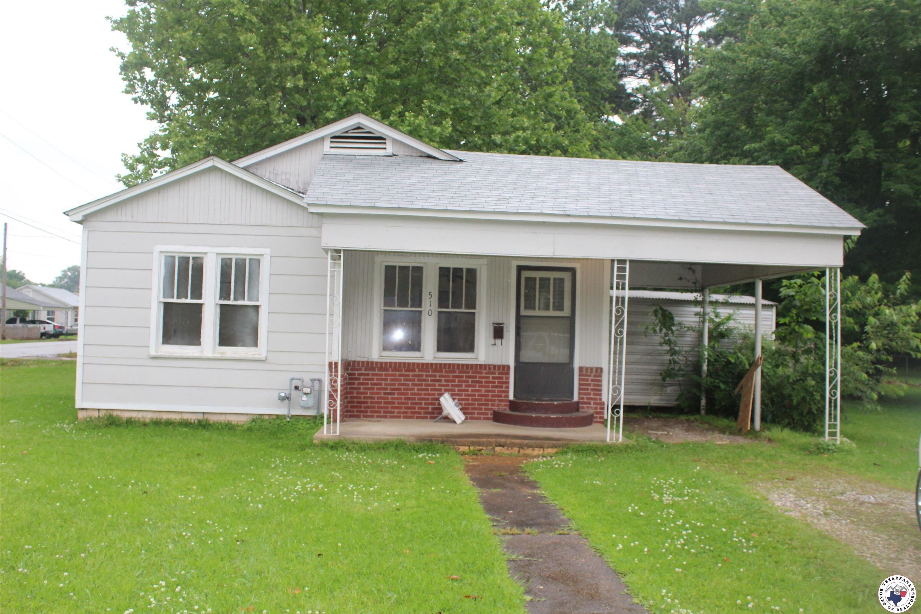 Single Family 2BR 1BA - 510 EDGEWOOD ST., Hope, AR