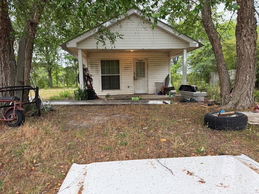 Single Family 5BR 3BA - 174 Harrell Rd, Adel, GA