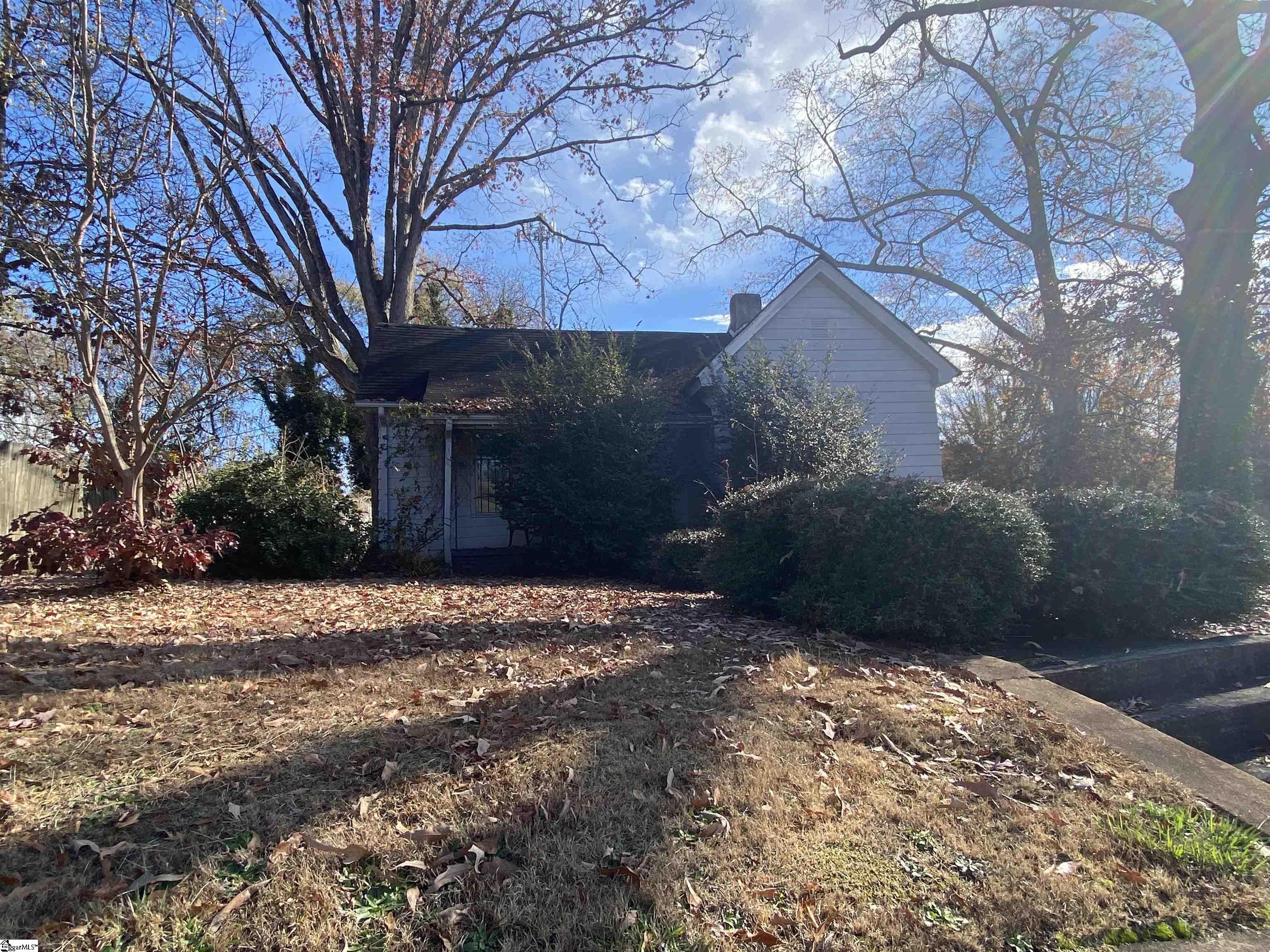Single Family 1BR 1BA - 409 Easley Bridge Road, Greenville, SC