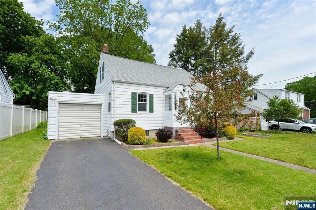 Other 4BR 2BA - 28-19 Warren Road, Fair Lawn, NJ
