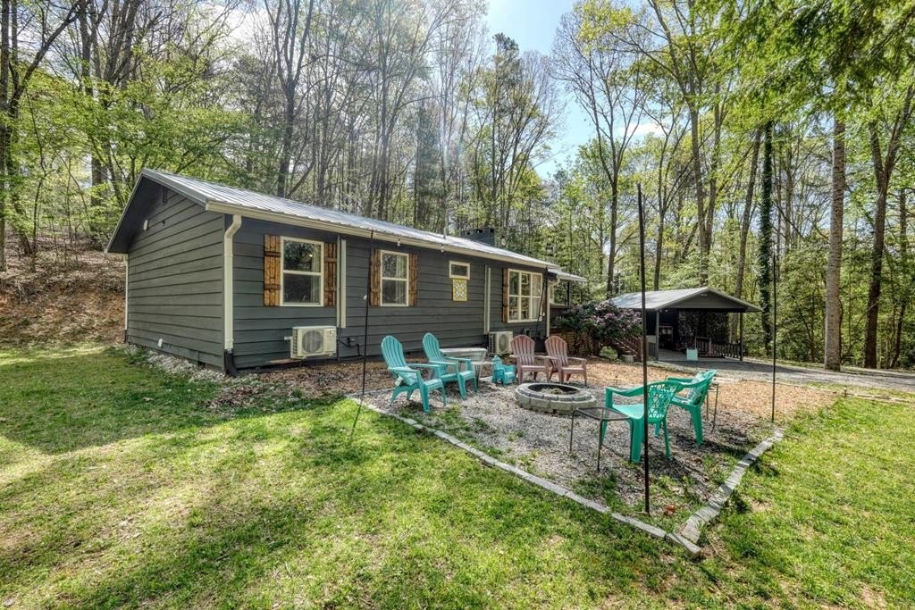 Single Family 2BR 2BA - 78 Hunter Drive, Blairsville, GA