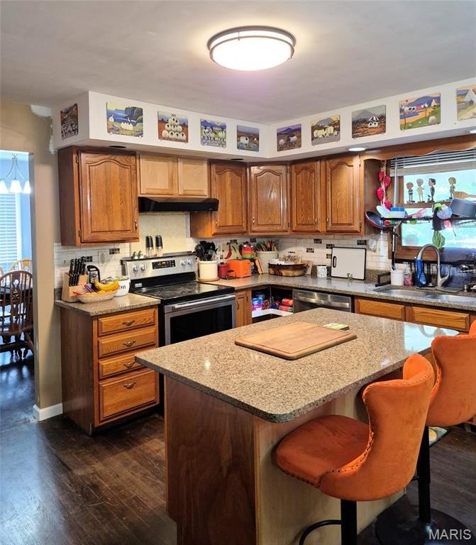 Single Family 4BR 4BA - 2610 Marsh Avenue, Hannibal, MO