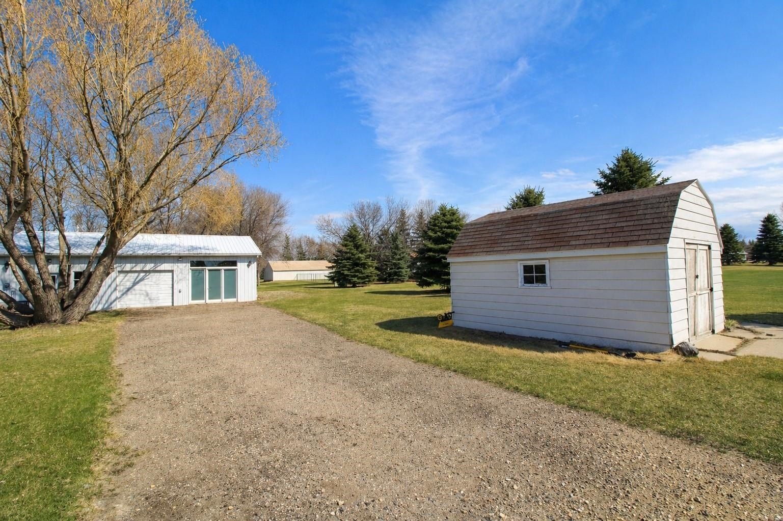 Single Family 6BR 4BA - 2710 NW 68th St, Minot, ND