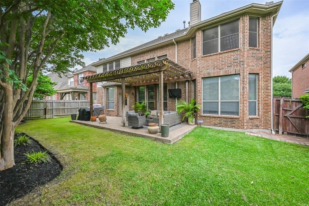Single Family 4BR 4BA - 2659 Bridgewater Drive, Grand Prairie, TX