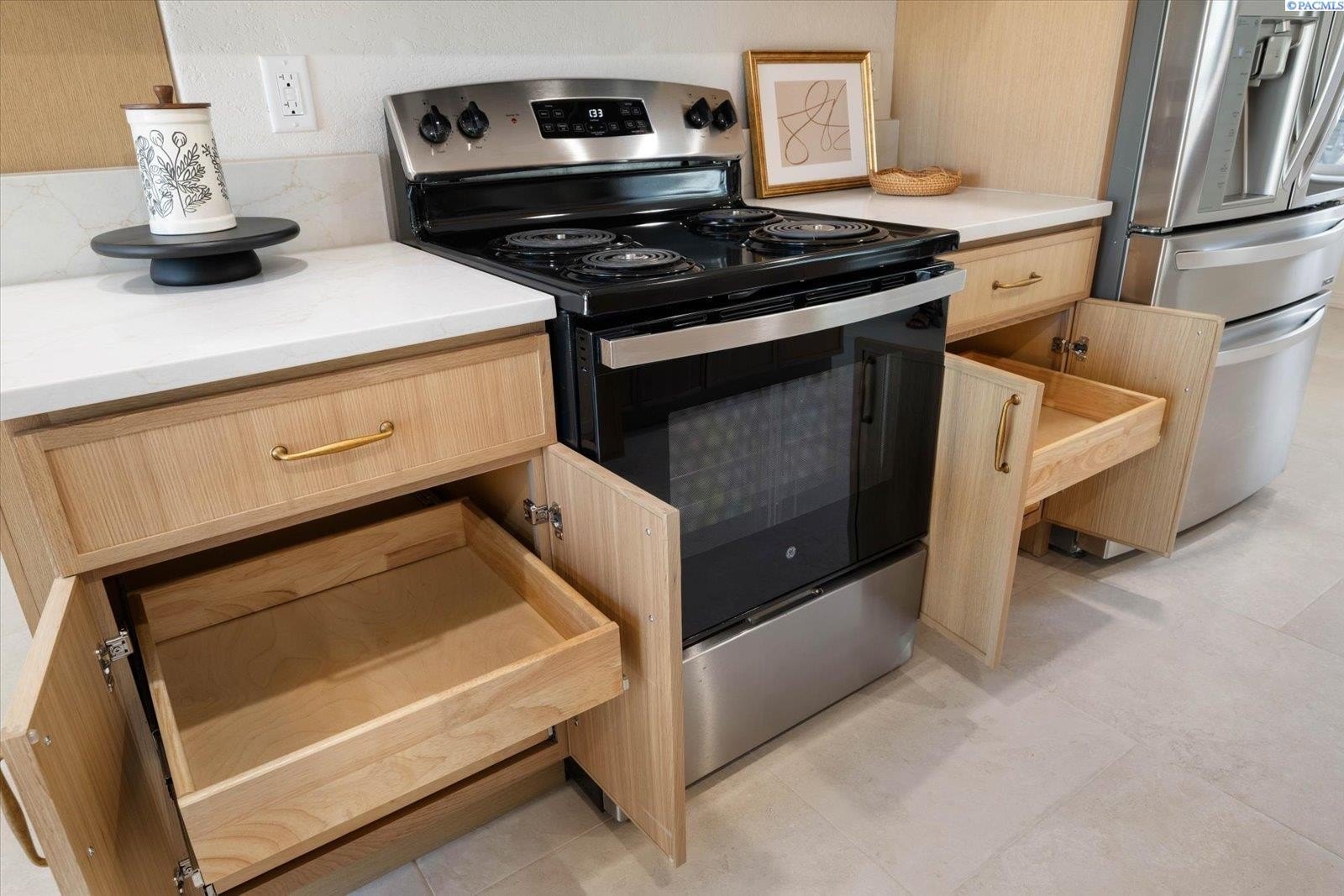 Other 4BR 2BA - 3232 W 7th Ave, Kennewick, WA
