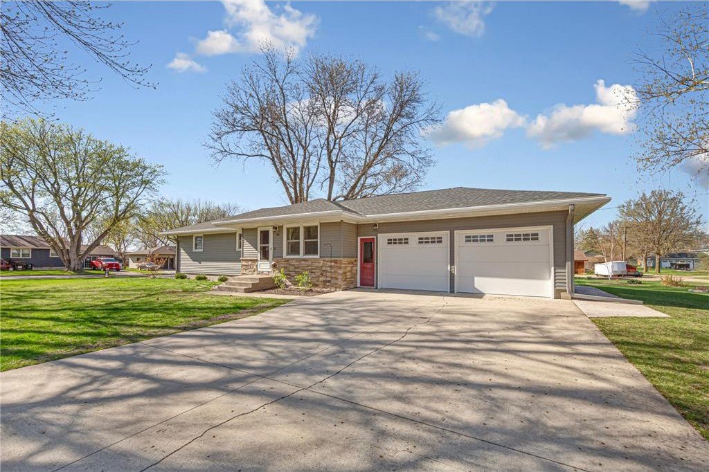 Other 4BR 3BA - 818 Lincoln Avenue, Gaylord, MN