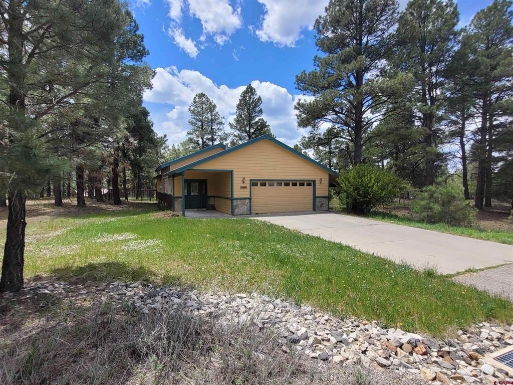 Single Family 2BR 2BA - 2009 Lake Forest Circle, Pagosa Springs, CO
