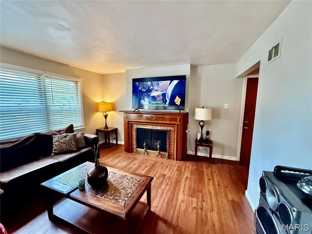 Single Family 4BR 1BA - 1047 Forest Home Drive, Bellefontaine Nghbrs, MO