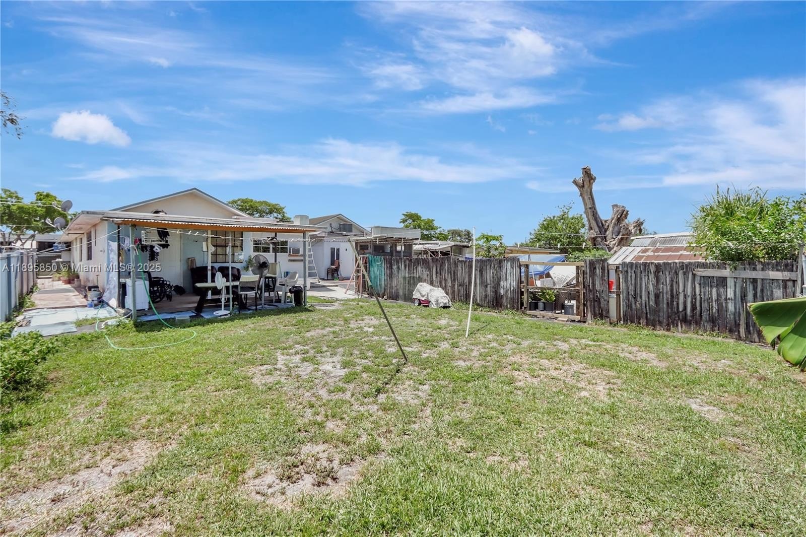 Duplex 5BR 3BA - 15801 NW 47th Ave, Miami Gardens, FL
