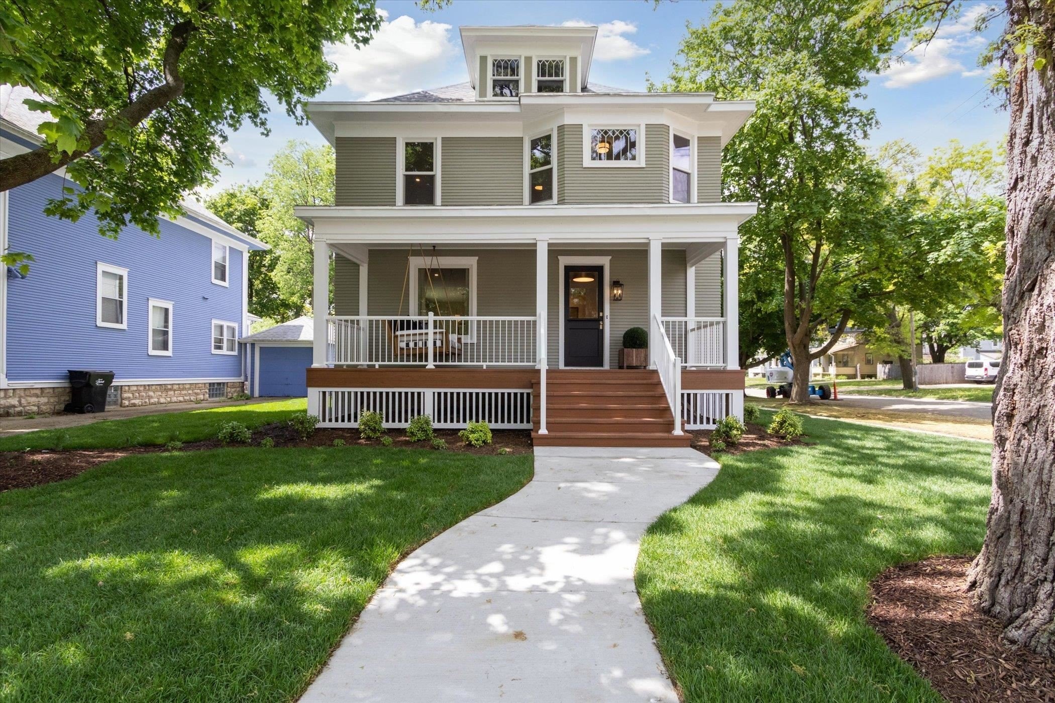 Single Family 3BR 3BA - 748 Wisconsin Avenue, Beloit, WI