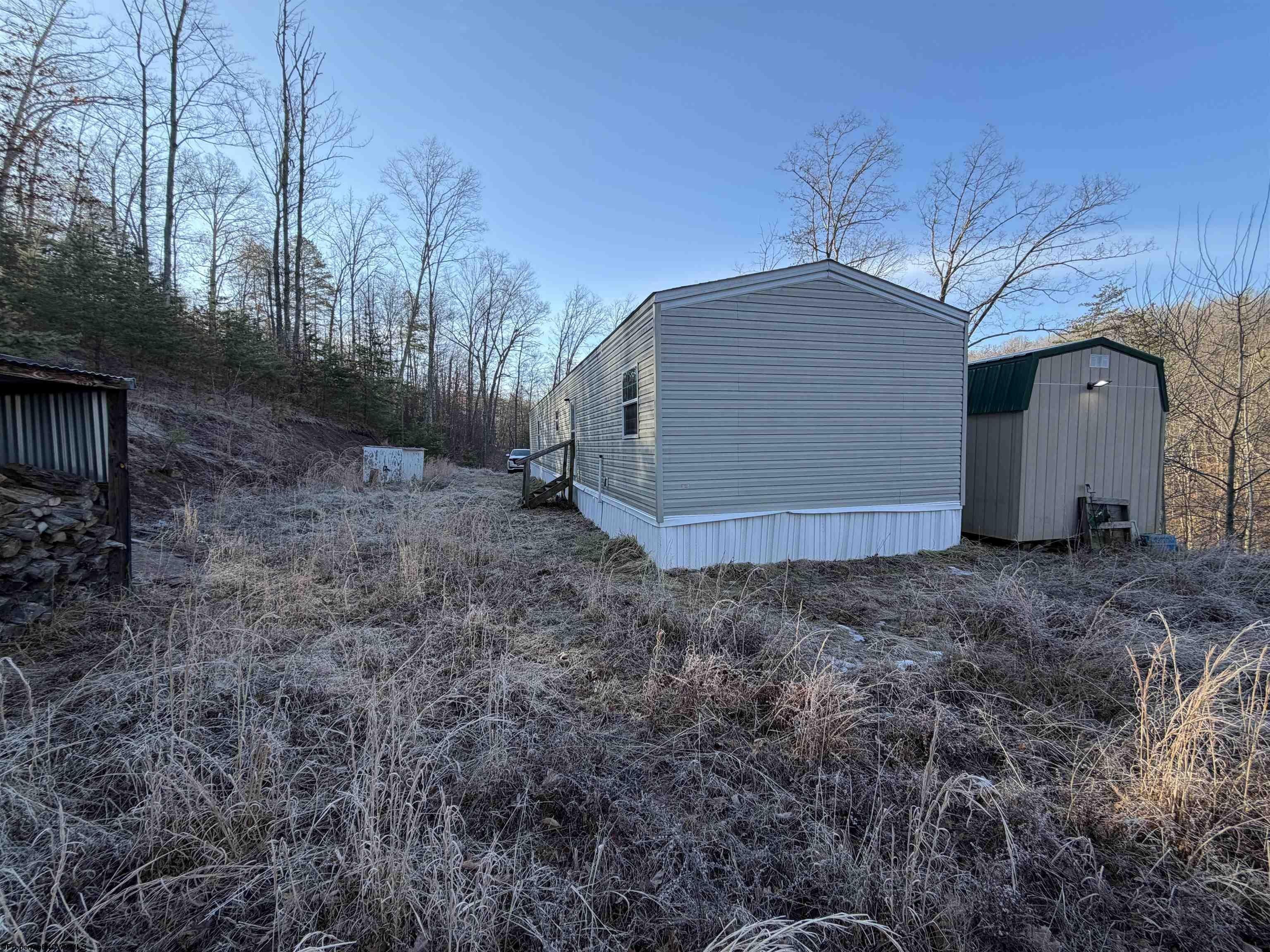 Single Family 3BR 2BA - 796 Bear Run Road, Cairo, WV