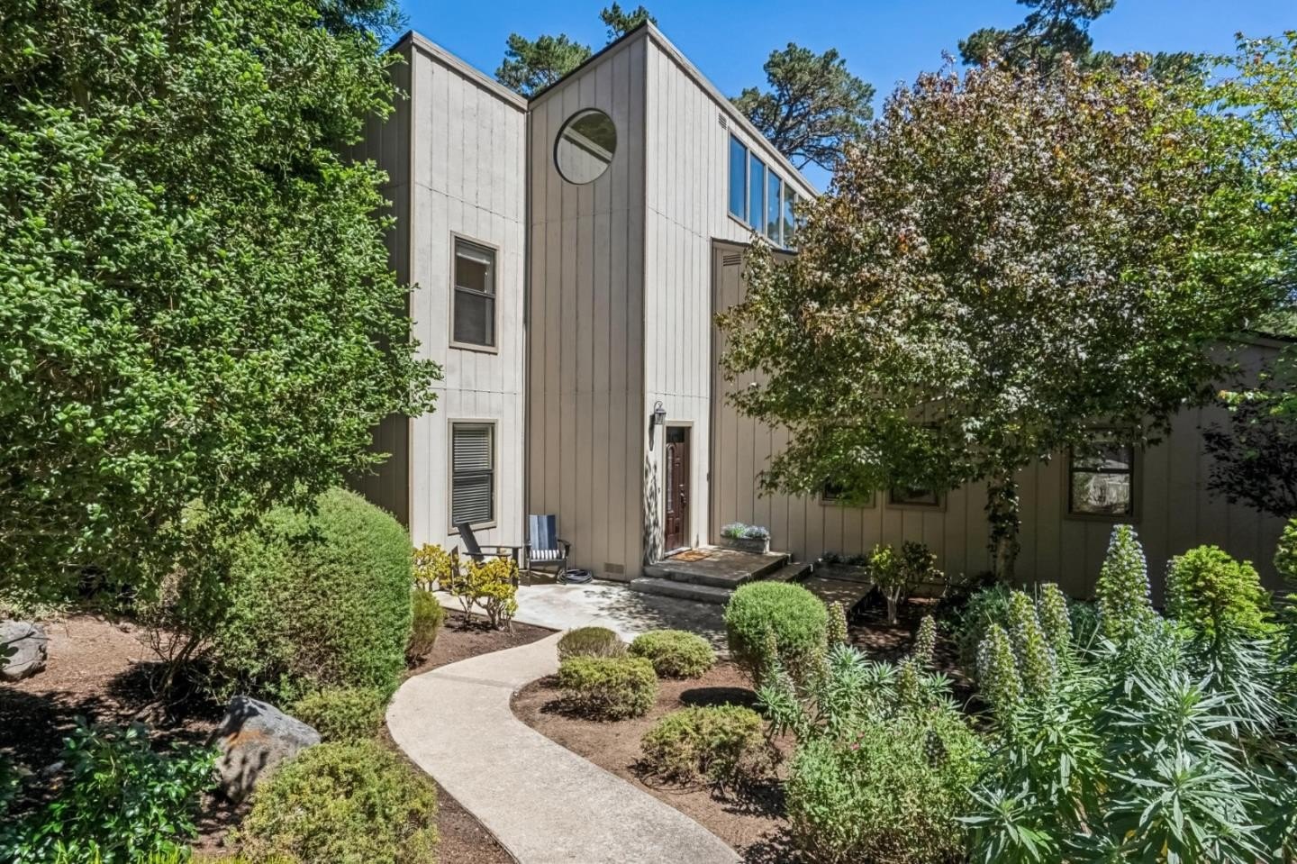 Single Family 4BR 4BA - 6 Wyndemere Vale, MONTEREY, CA