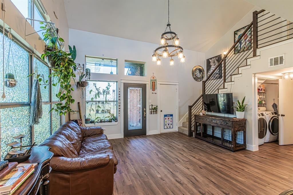 Single Family 3BR 2BA - 3137 Green Branch Drive, Grand Prairie, TX