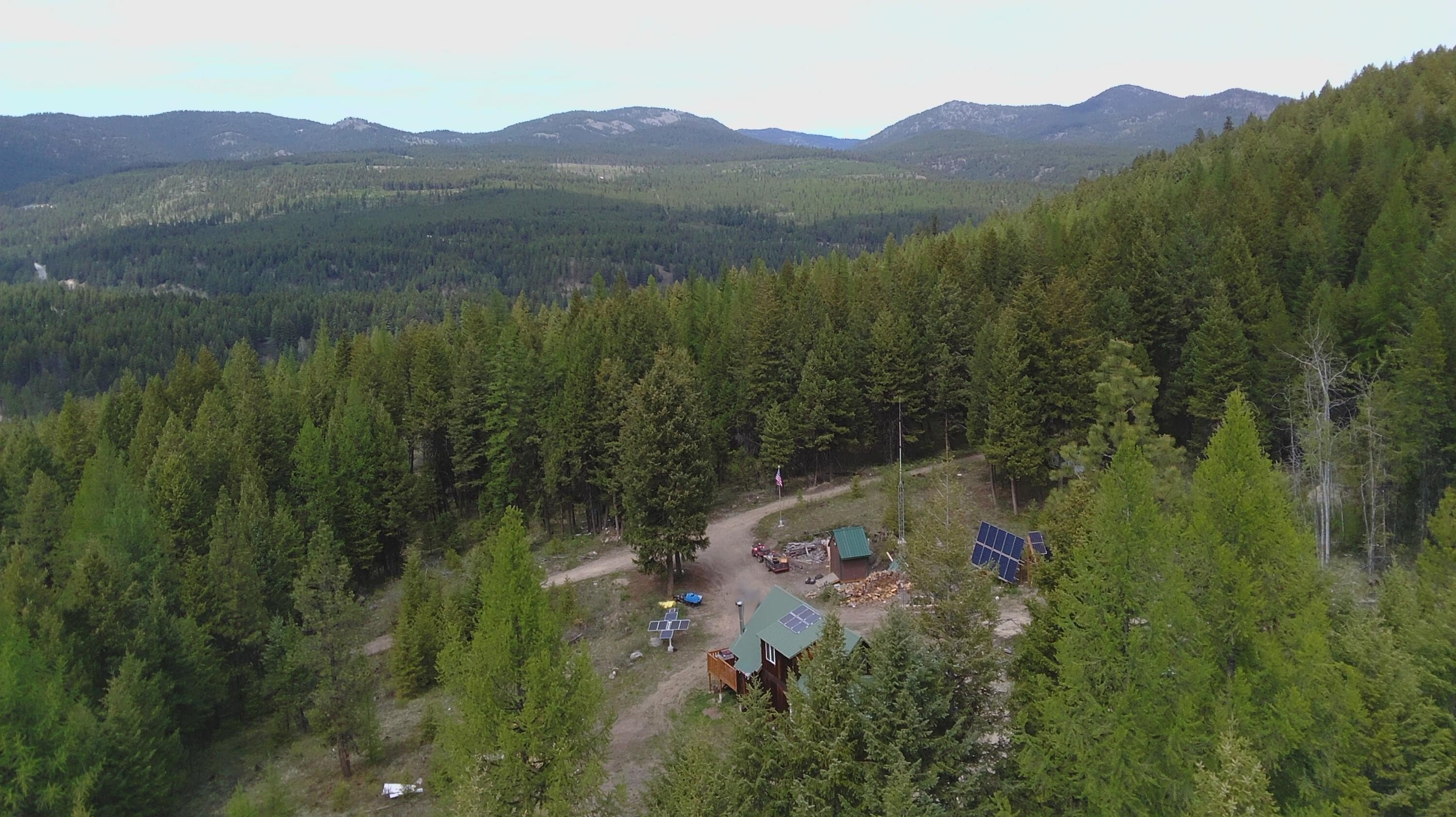 Single Family 1BR 1BA - 15 WILD TURKEY DR, REPUBLIC, WA