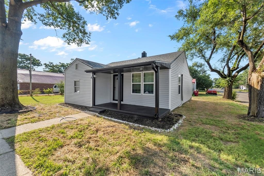 Single Family 2BR 2BA - 723 Kendall Street, Scott City, MO