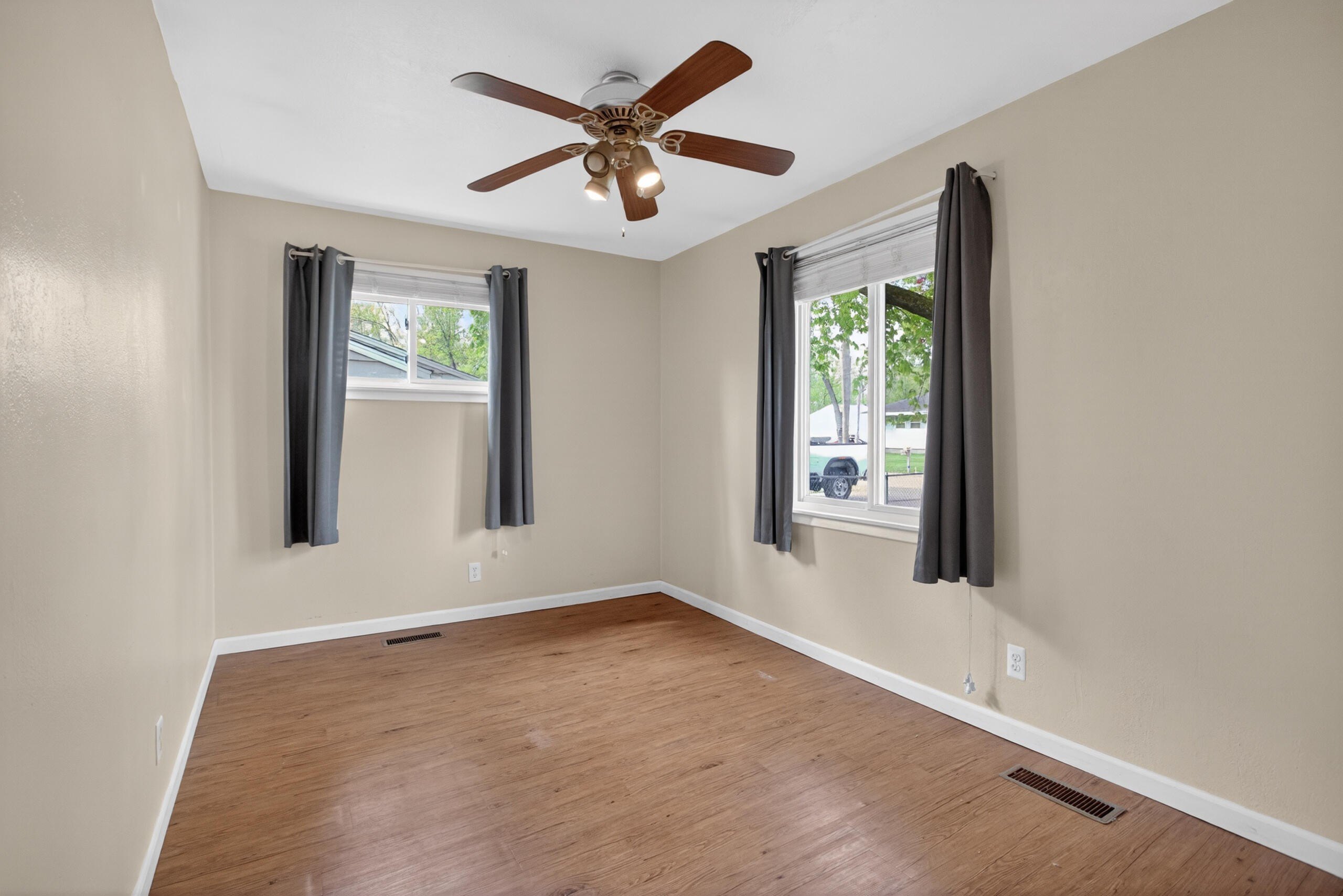 Single Family 3BR 1BA - 3455 Acacia Boulevard, Jackson, MI