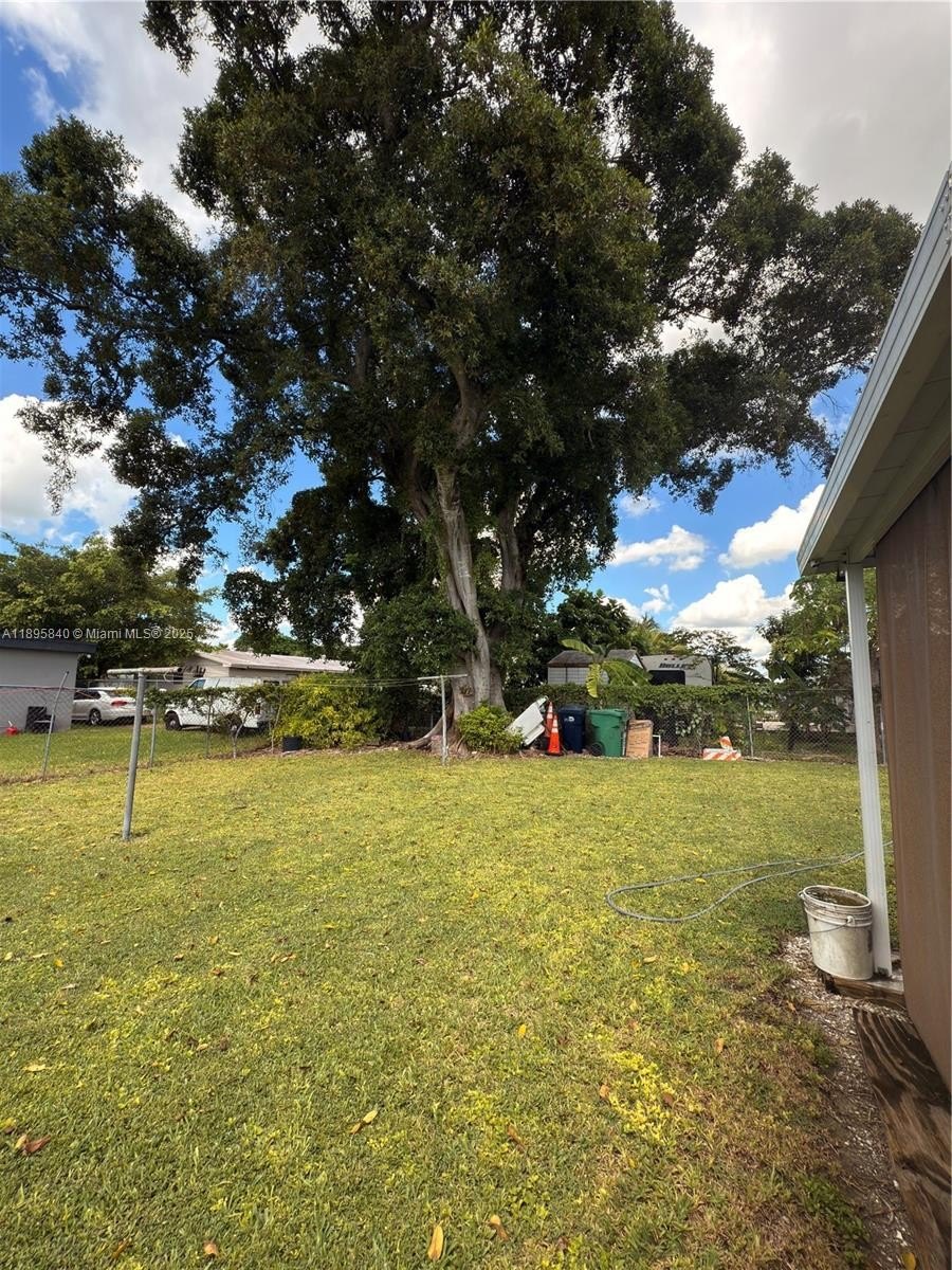 Single Family 3BR 1BA - 30120 SW 149th Ave, Homestead, FL