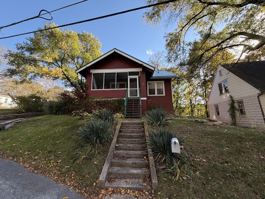Single Family 4BR 2BA - 104 Temple St., BECKLEY, WV