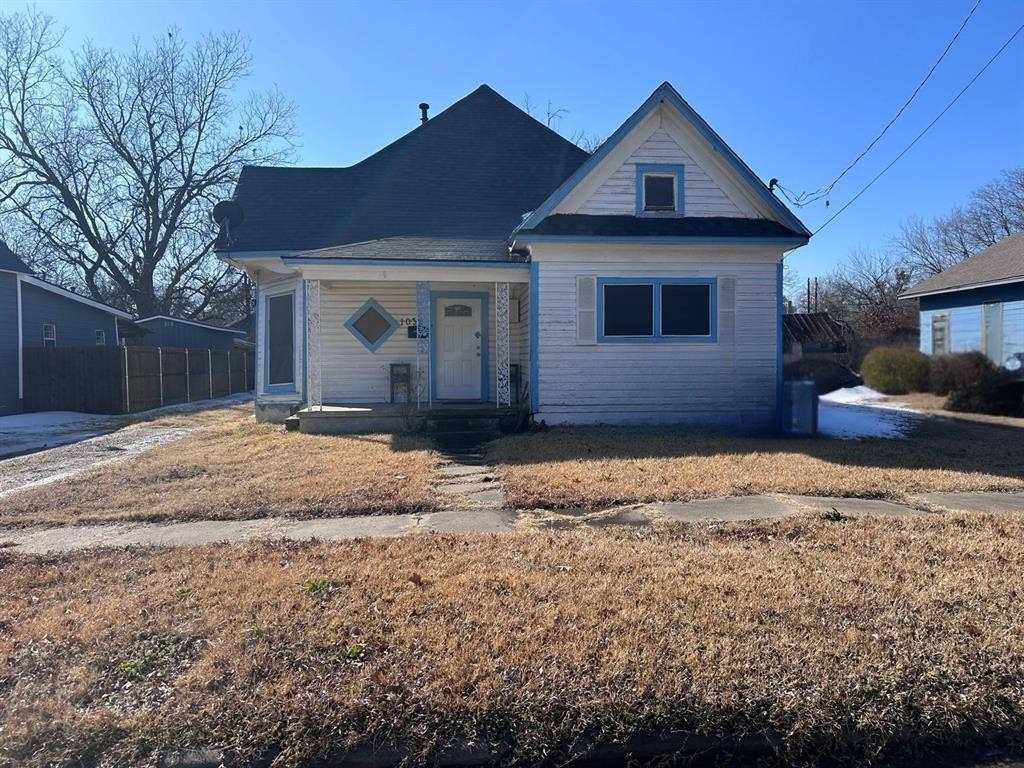 Single Family 2BR 1BA - 1032 S Montgomery Street, Sherman, TX