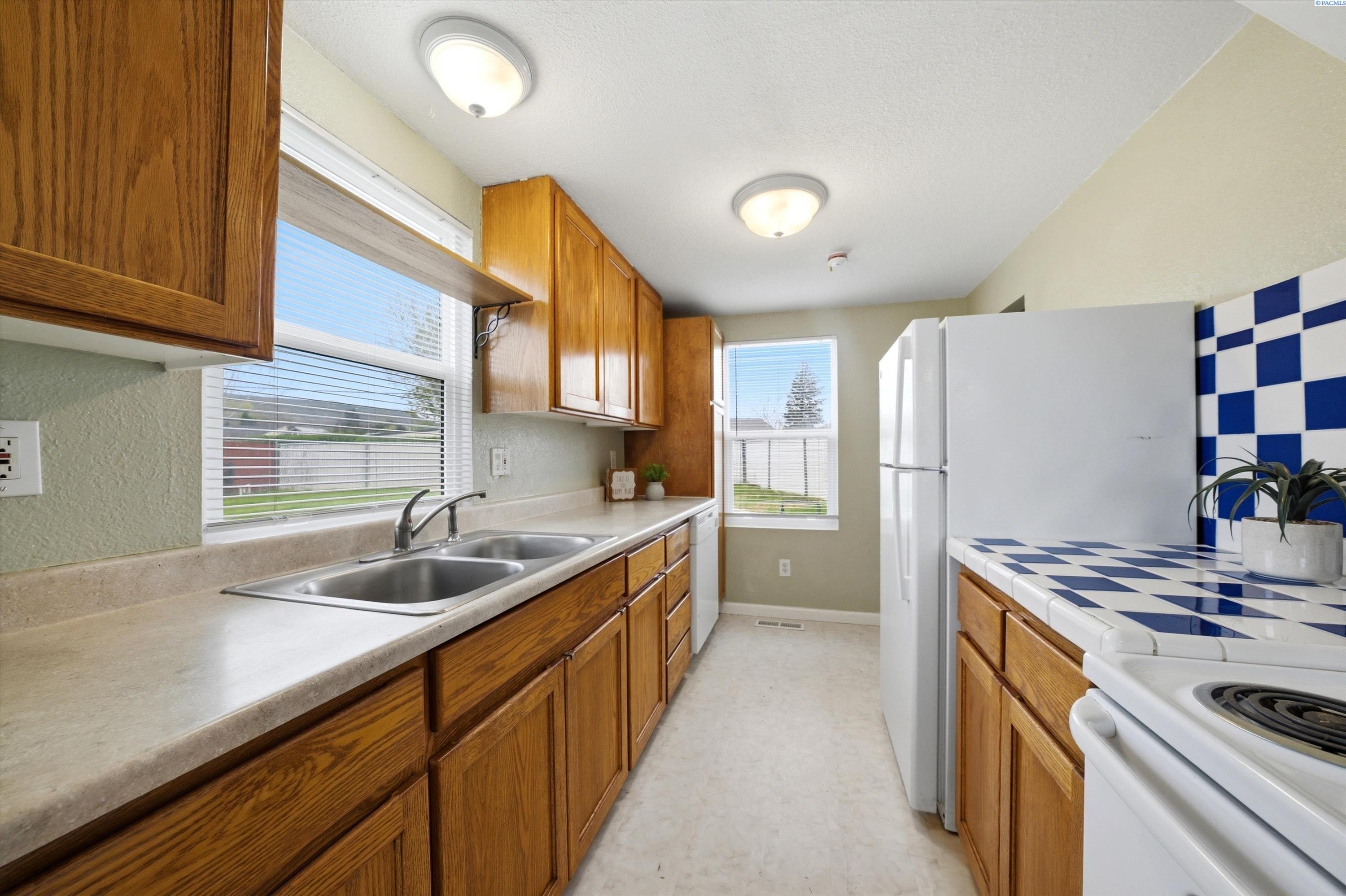 Other 2BR 1BA - 803 9th St., Benton City, WA