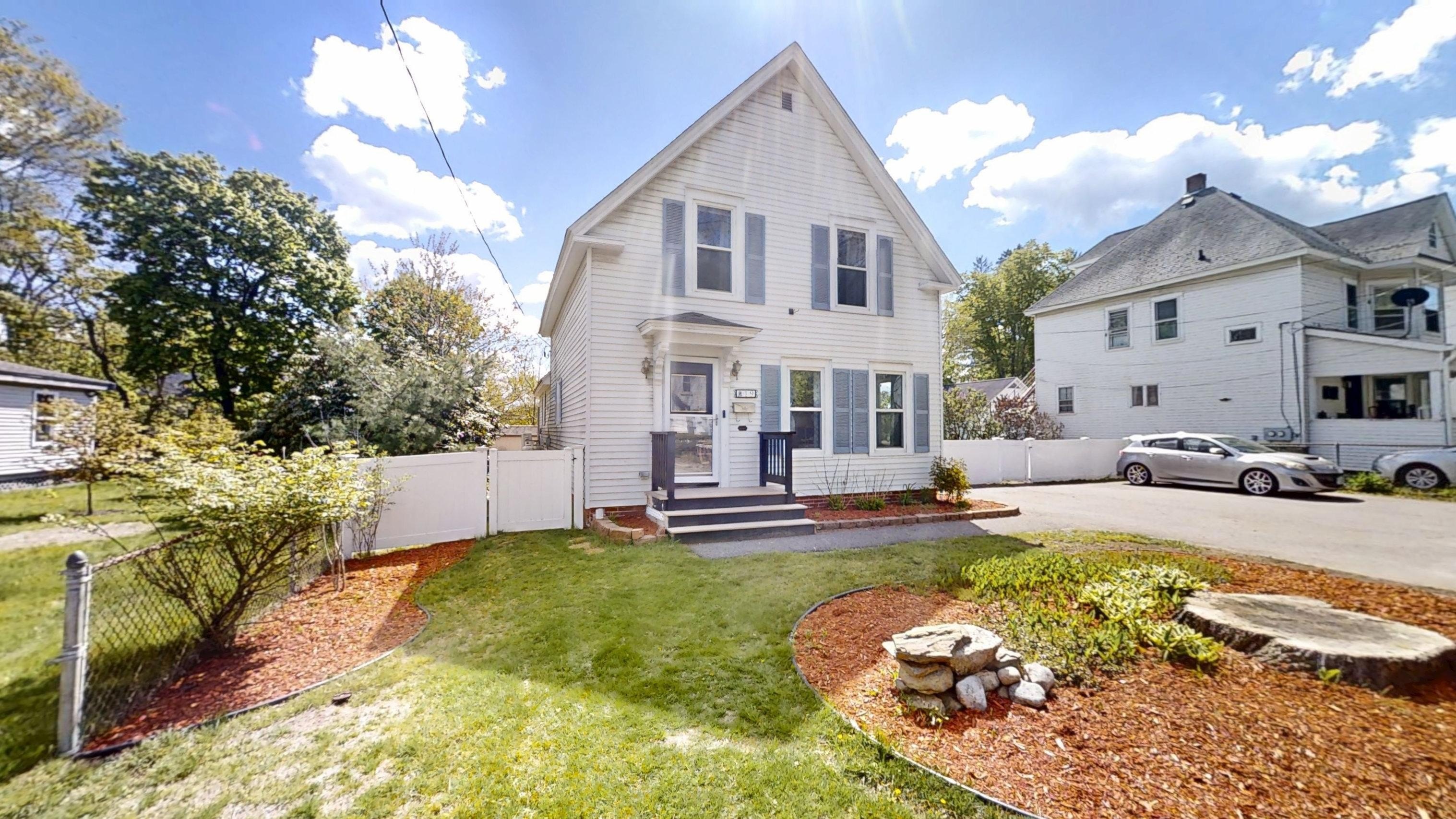 Single Family 3BR 1BA - 19 High Street, Derry, NH