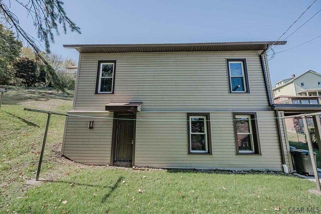 Single Family 2BR 1BA - 1326 Hessler Street, Nanty Glo, PA