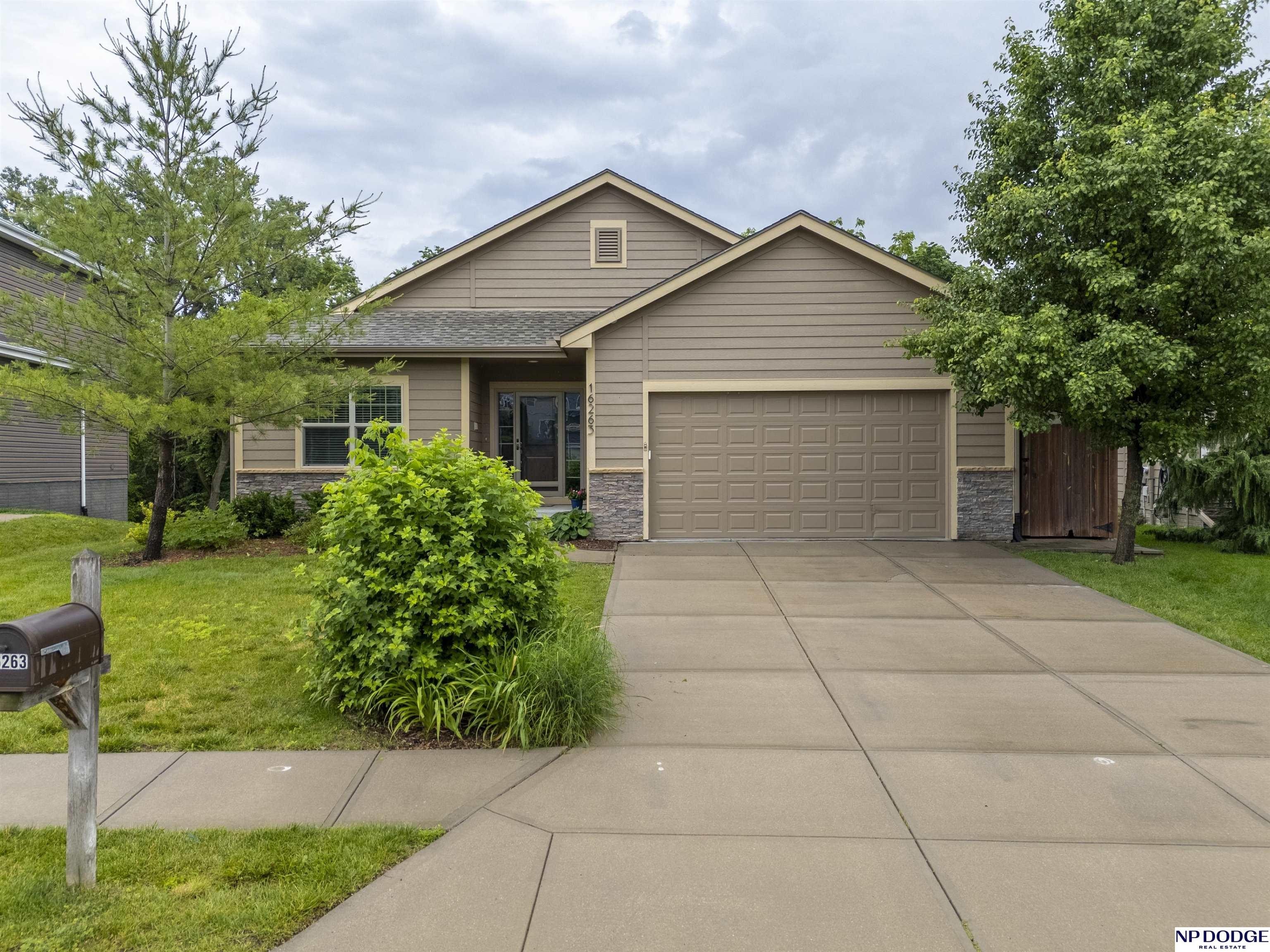 Single Family 3BR 2BA - 16263 Loop Street, Omaha, NE
