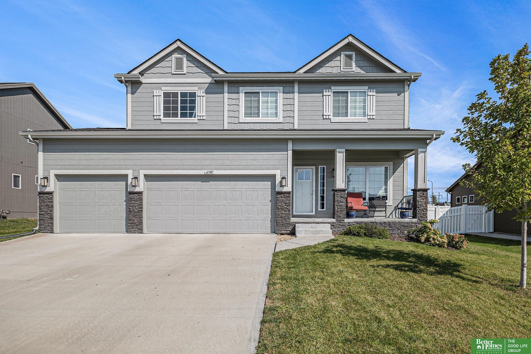Single Family 5BR 3BA - 6307 N 169th Street, Omaha, NE