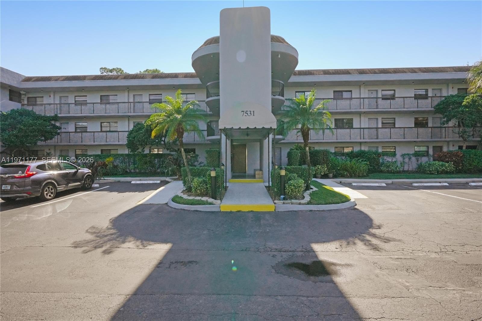 Condo 2BR 2BA - 7531 NW 79th Ave, Tamarac, FL