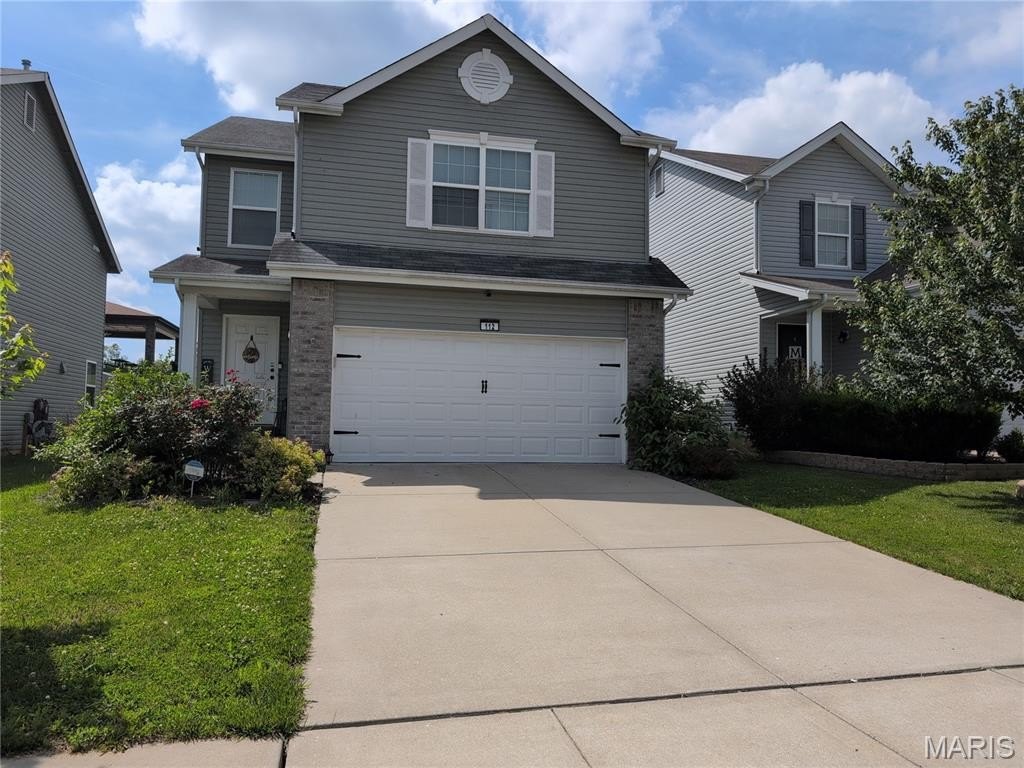 Single Family 4BR 3BA - 112 Champions Lane, Wentzville, MO