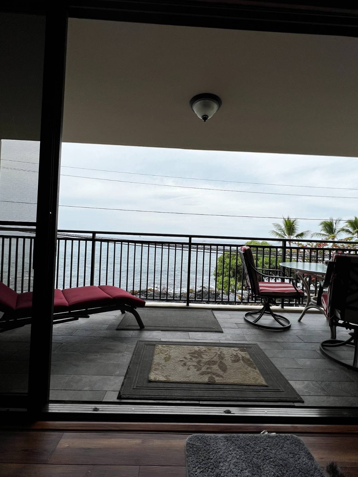 Condo 1BR 2BA - 75-5782 Kuakini Hwy, Kailua Kona, HI