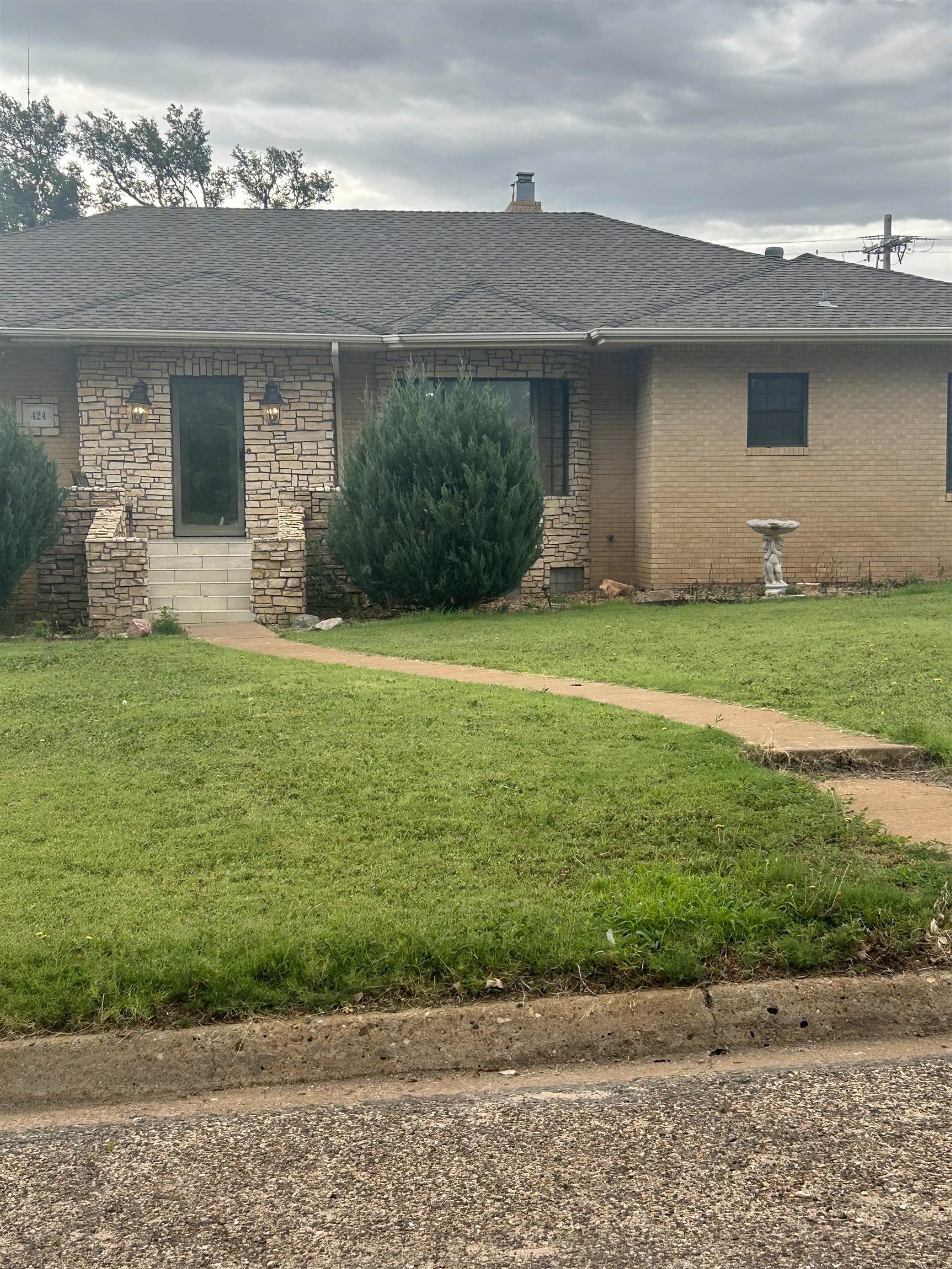 Other 3BR 3BA - 424 Ave F, Beaver, OK