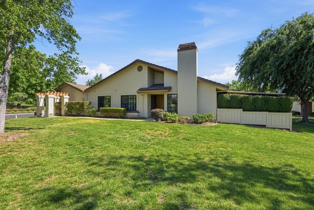 Condo 2BR 2BA - 3111 Lake Albano CIR, SAN JOSE, CA