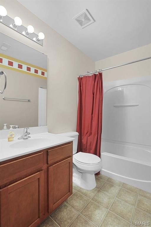 Single Family 2BR 2BA - 301 Wild Oak Drive, O'Fallon, MO