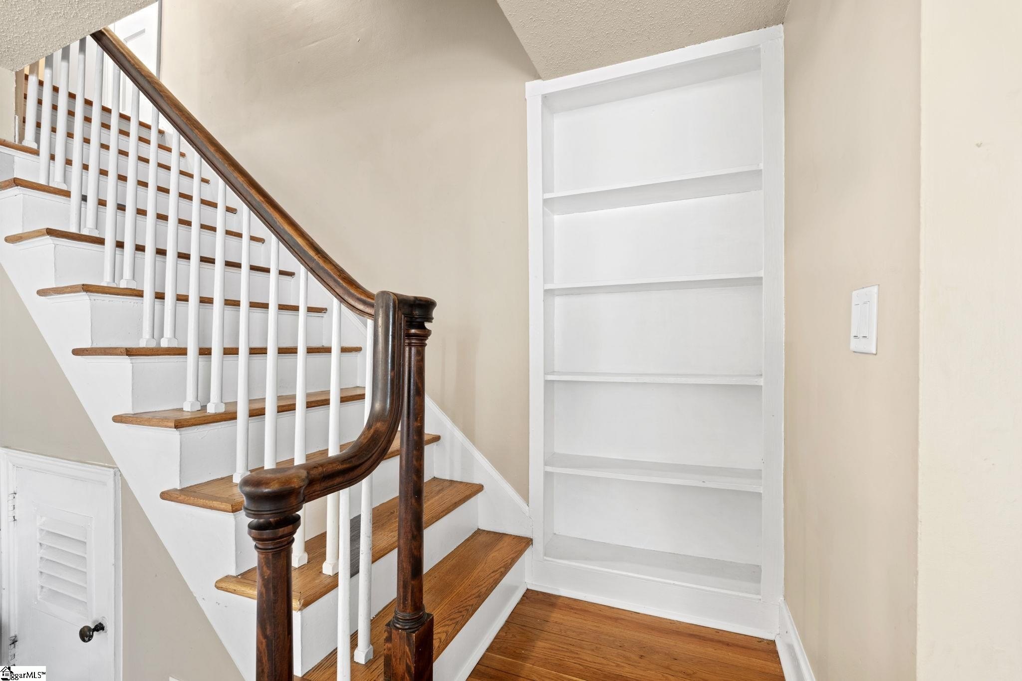 Condo 2BR 1BA - 100 Lewis Drive, Greenville, SC
