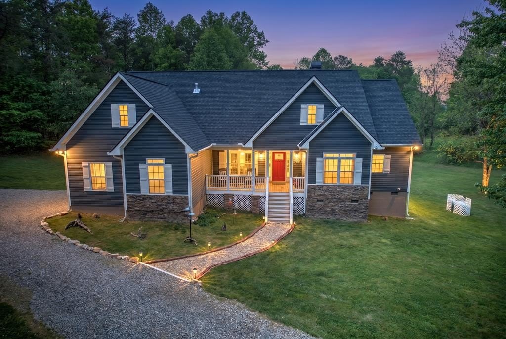 Single Family 4BR 3BA - 1324 Fairview Church Road, Blairsville, GA
