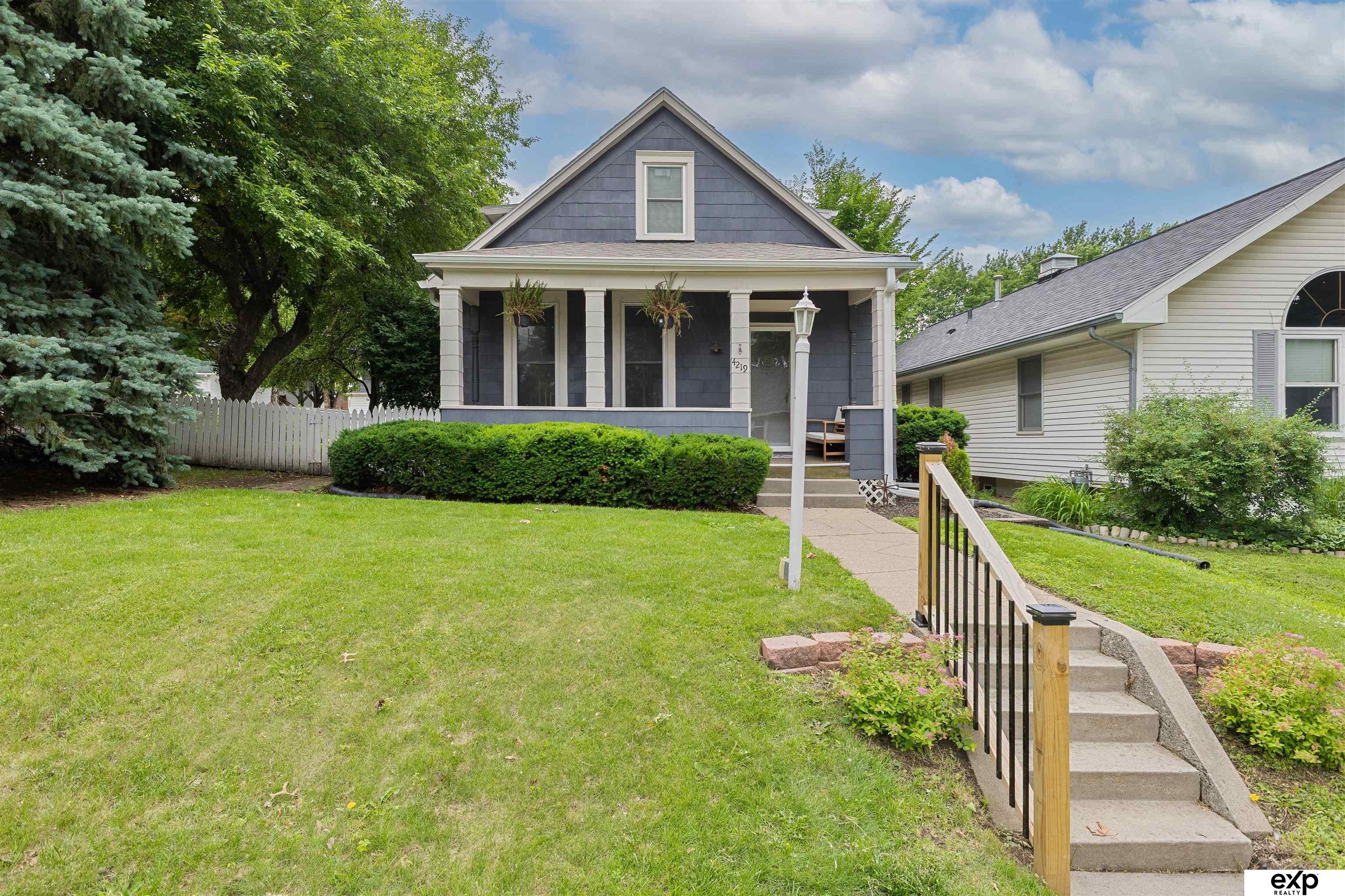 Single Family 4BR 1BA - 4219 Pierce Street, Omaha, NE