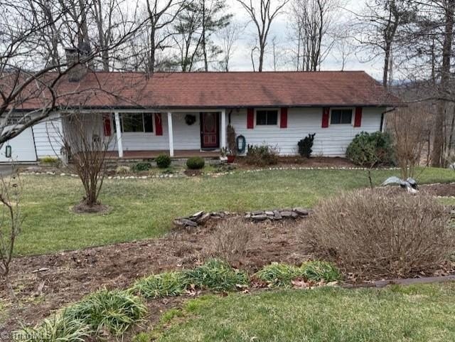 Single Family 3BR 3BA - 344 Knollwood Drive, Wilkesboro, NC