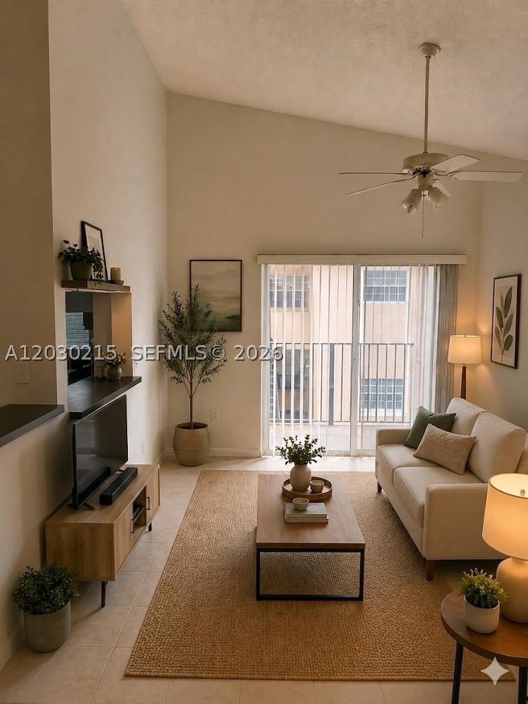 Condo 2BR 2BA - 1761 NW 96th Ter, Pembroke Pines, FL