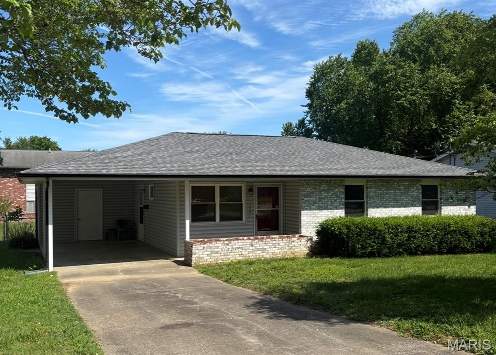 Single Family 3BR 1BA - 224 West Vale Drive, Jackson, MO