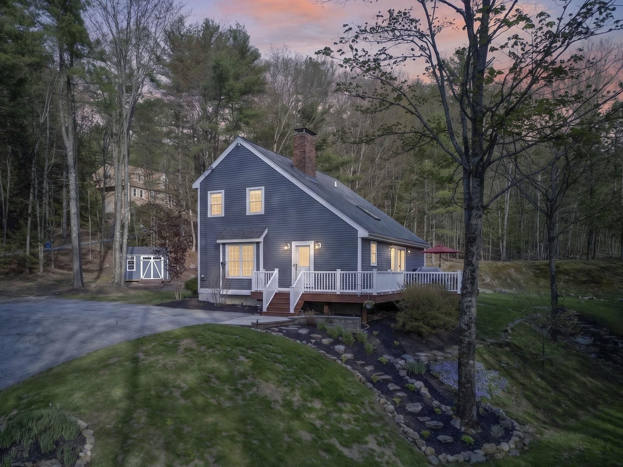 Single Family 3BR 3BA - 8 Greenwood Road, Weare, NH