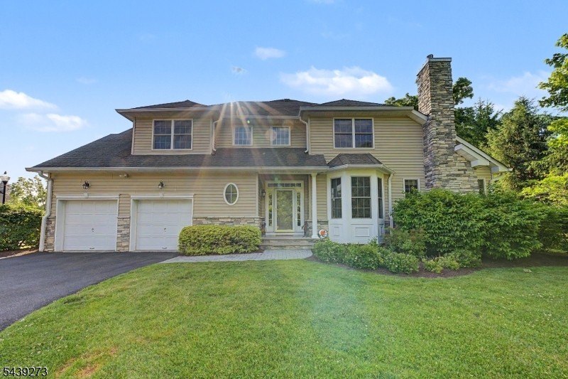 Single Family 3BR 3BA - 83 Schindler Ct, Parsippany-Troy Hills Twp., NJ