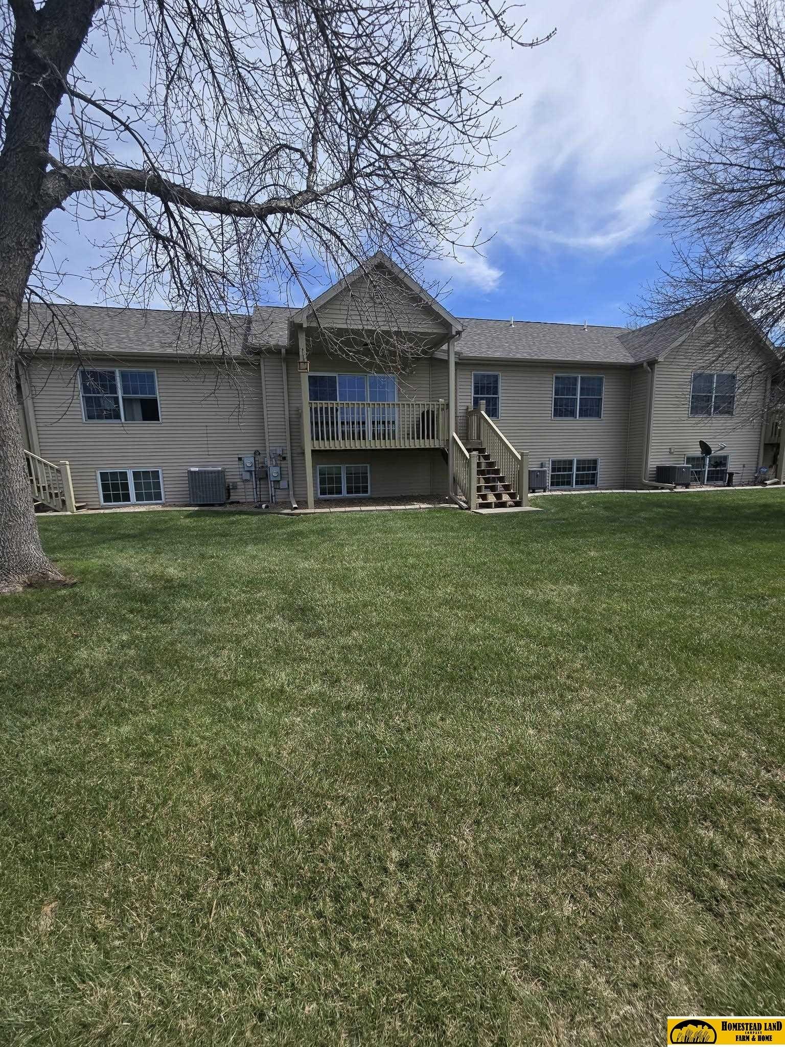 Single Family 3BR 3BA - 511 Clearwater Circle, Beatrice, NE