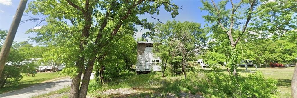 Single Family - 82 Sweetgum, Denison, TX