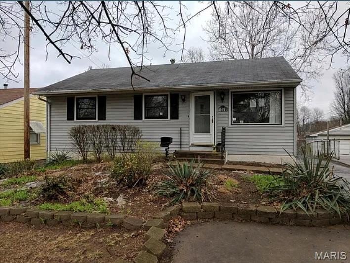 Single Family 3BR 2BA - 10518 Braemar Drive, St Louis, MO
