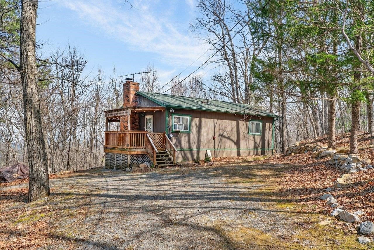 Single Family 2BR 1BA - 189 SANDSTONE LN, NEW MARKET, VA