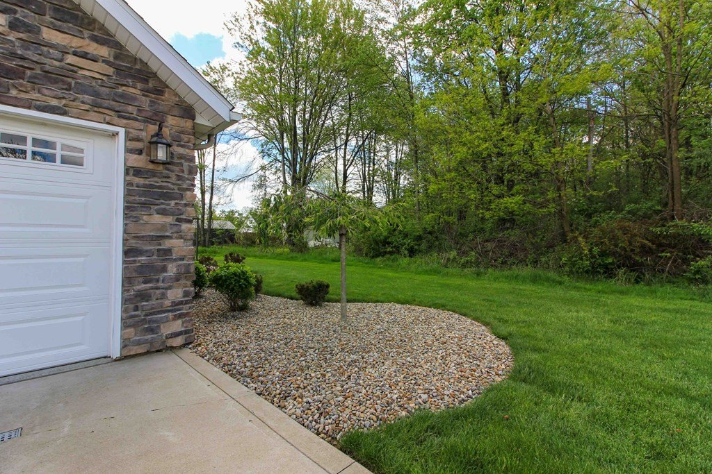 Condo 3BR 2BA - 1935 Sandelwood Dr, Ontario, OH